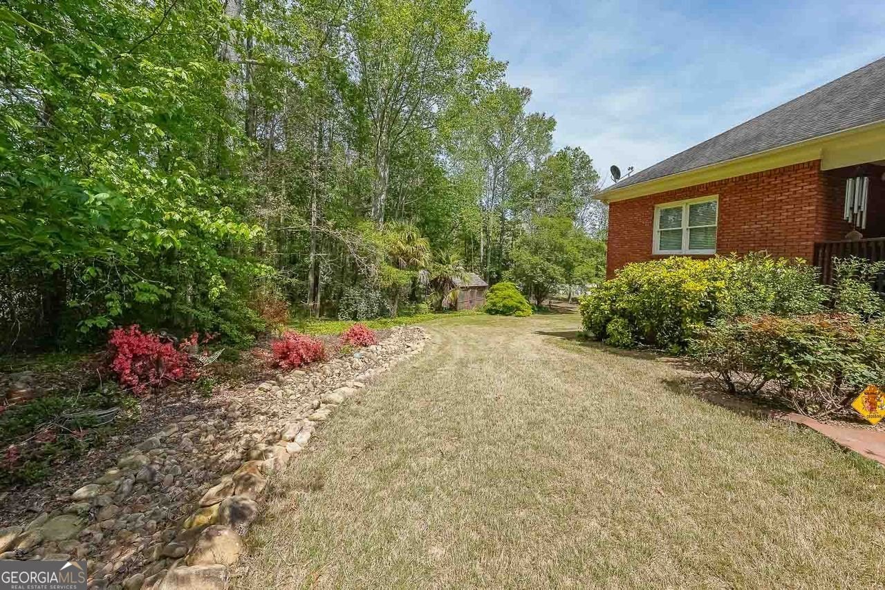 1420 ARBLAY Place Loganville - 38