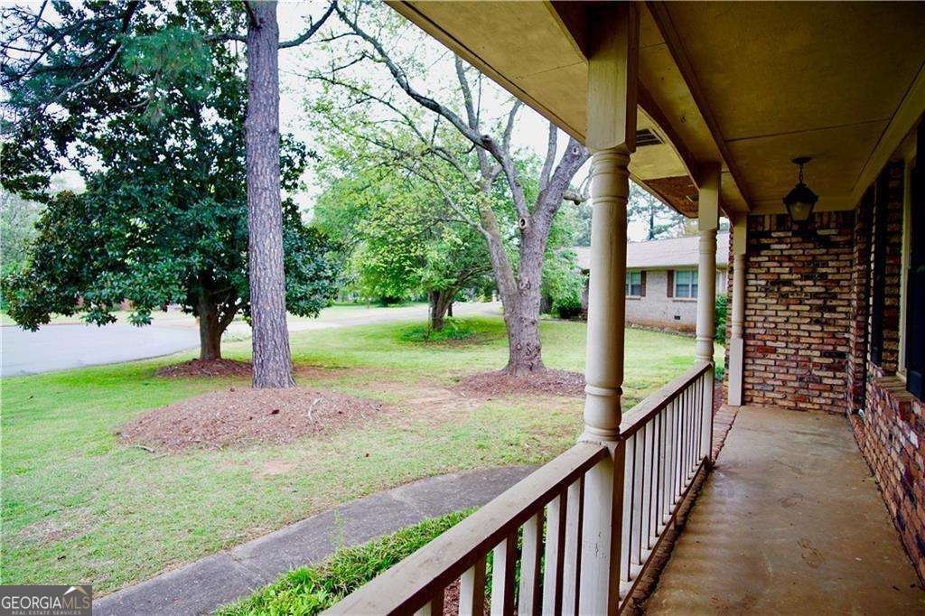 1838 Cates Court Snellville - 2