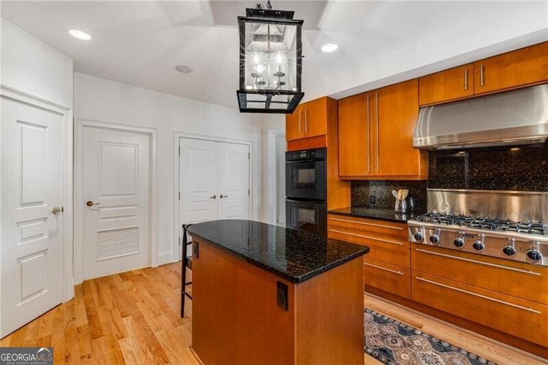 3286 Northside Parkway Atlanta - 19