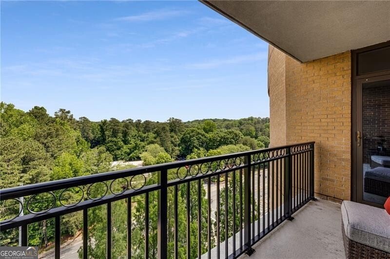 3286 Northside Parkway Atlanta - 40