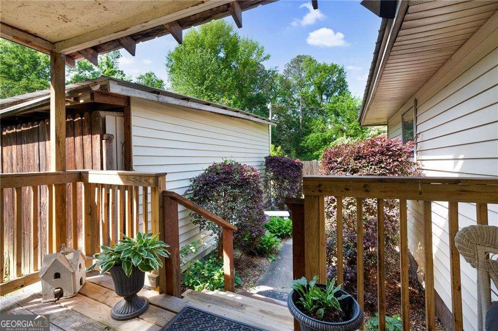 413 New Town Road Calhoun - 28