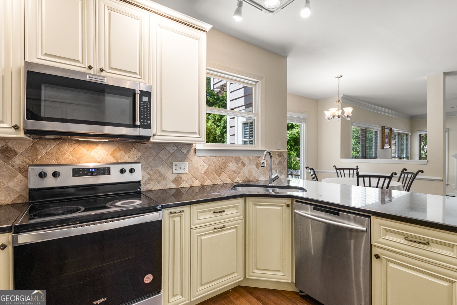 825 Yosemite Drive Suwanee - 19