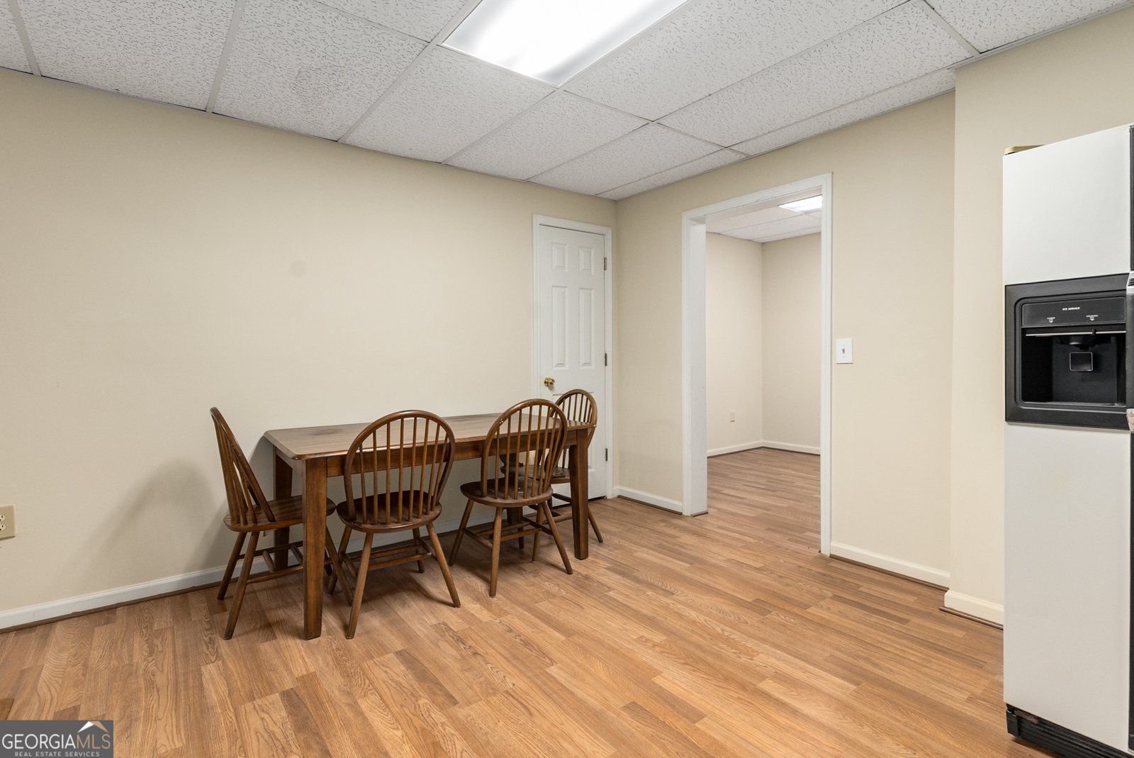 825 Yosemite Drive Suwanee - 33