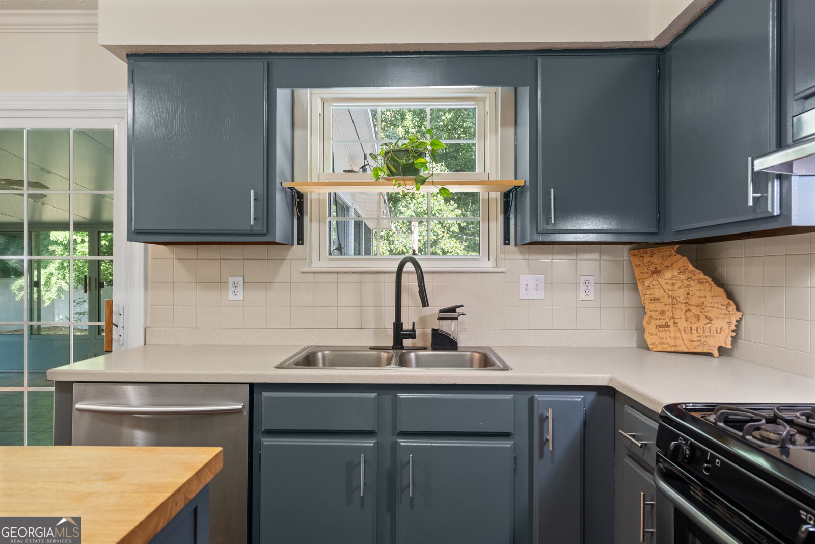 710 Crab Orchard Court Roswell - 6