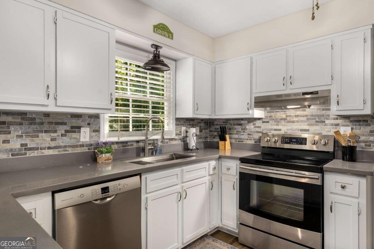 1027 Spring Mill Drive Lilburn - 14