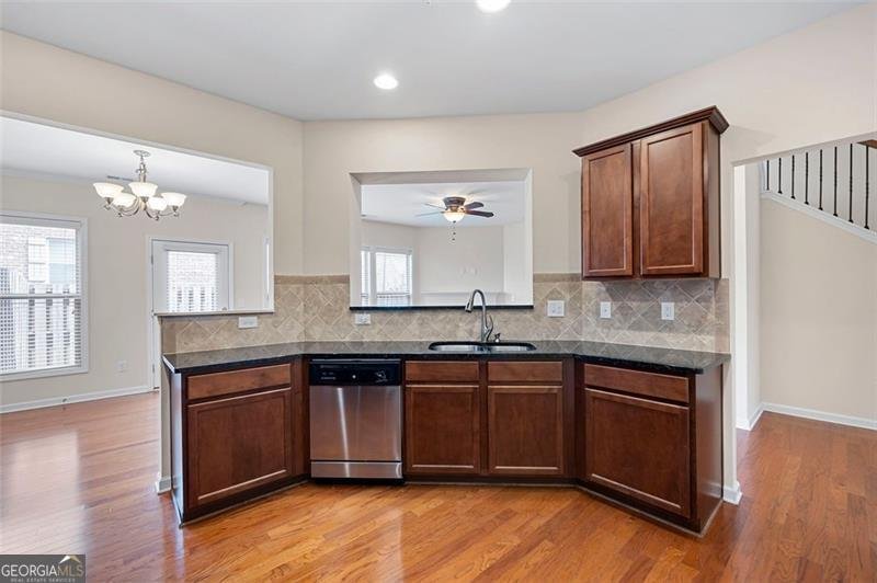 1957 BRIGHTLEAF Way Marietta - 13