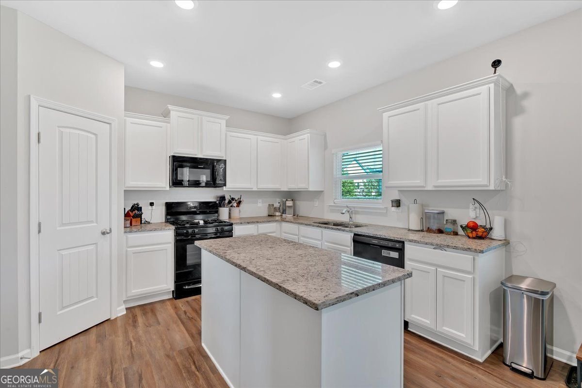 48 Sweetgum Trace Dallas - 19
