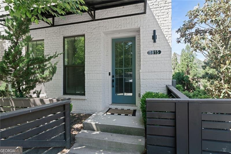 1815 La Dawn Lane Atlanta - 2