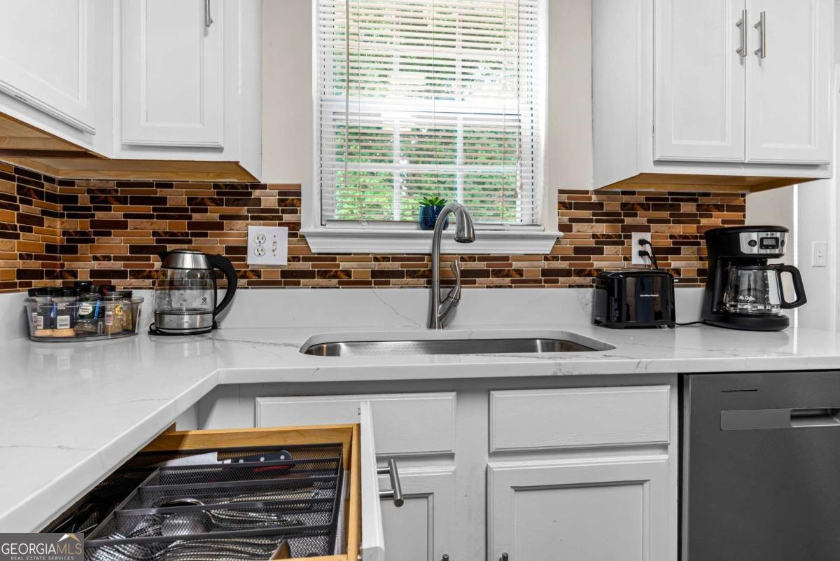 26 Springbottom Drive Lawrenceville - 8