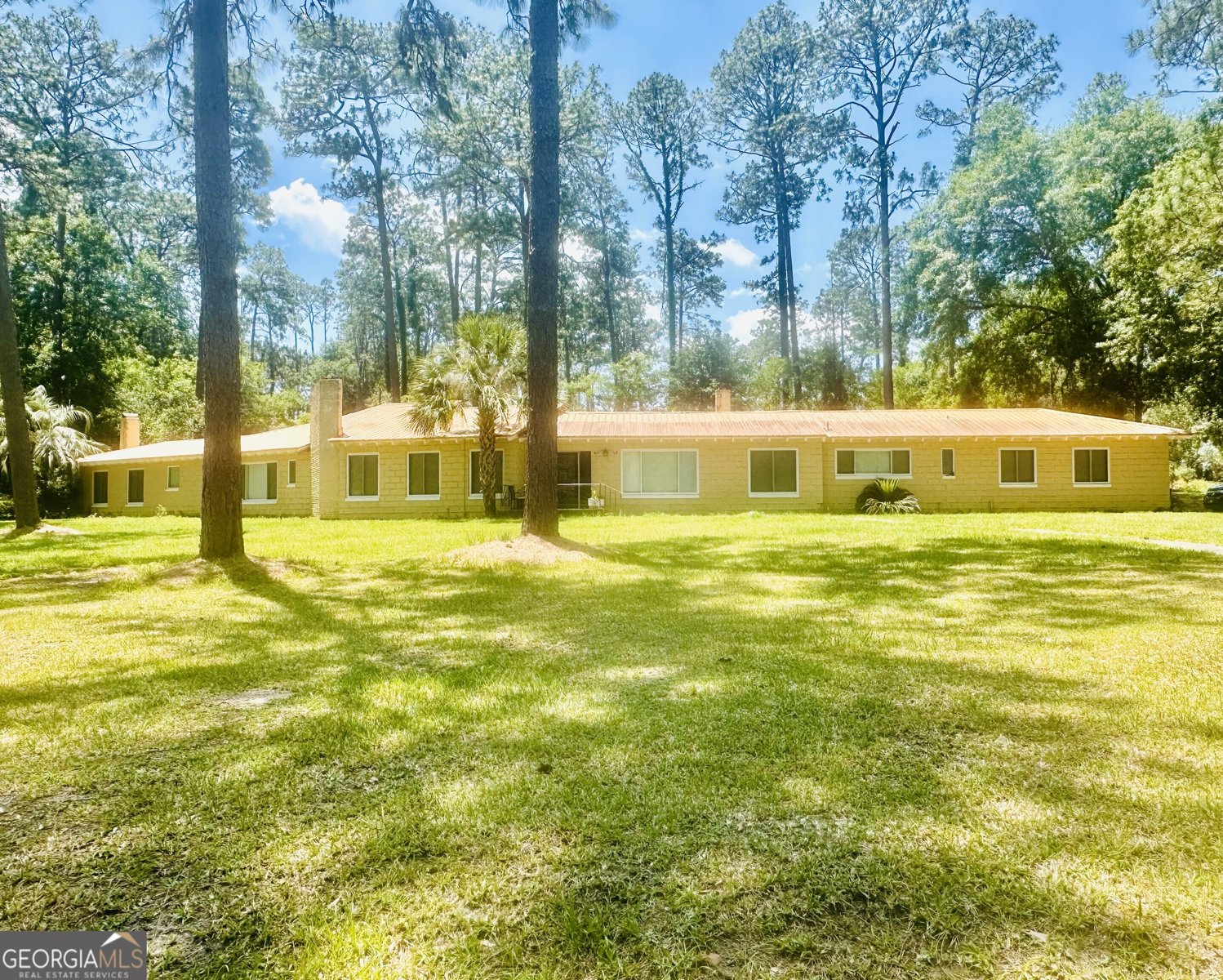 1002 Cherokee Circle Waycross - 1