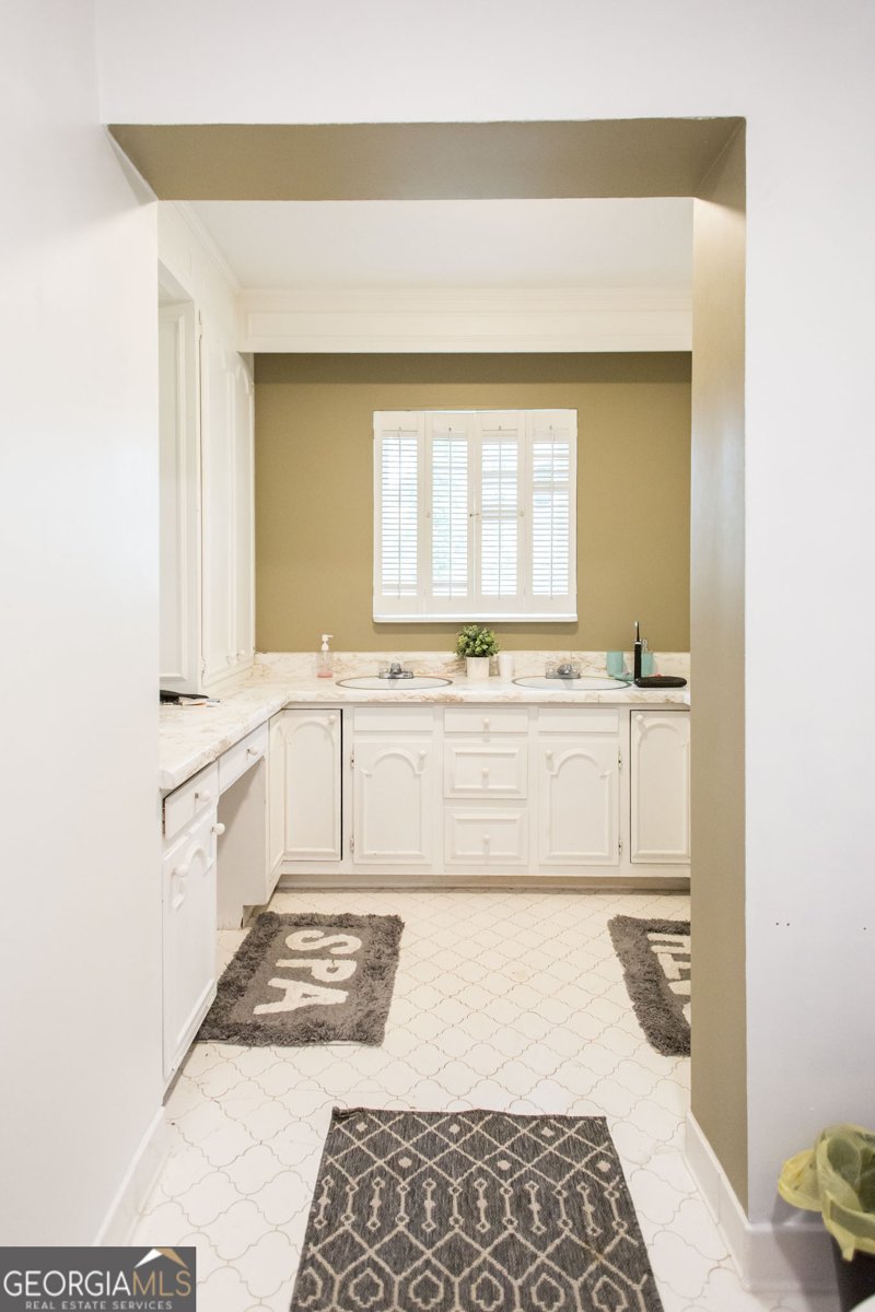 1002 Cherokee Circle Waycross - 30
