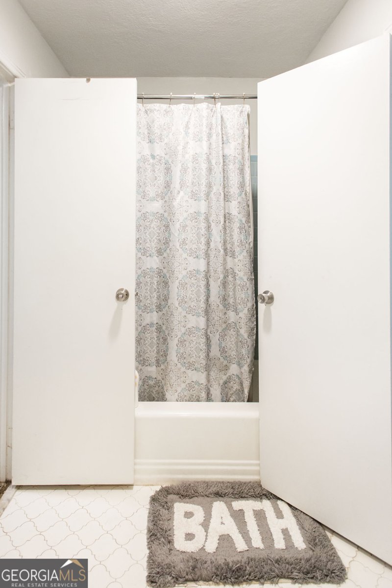 1002 Cherokee Circle Waycross - 32