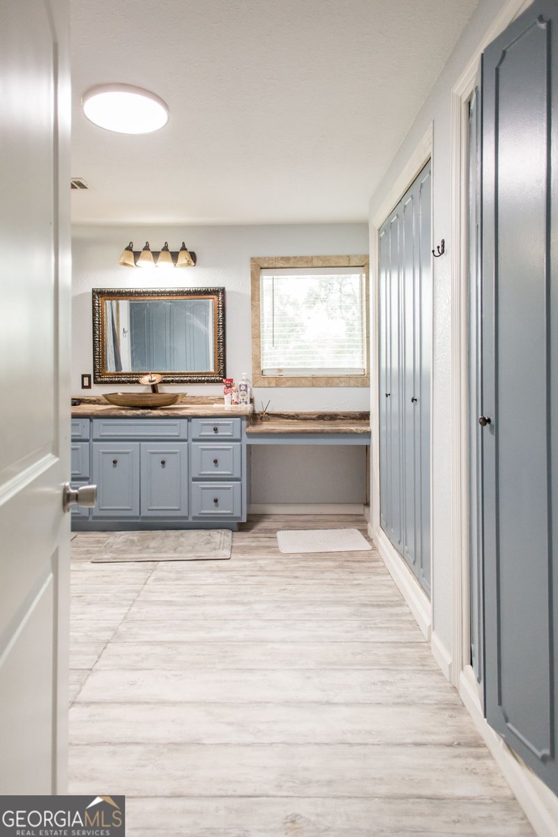 1002 Cherokee Circle Waycross - 37