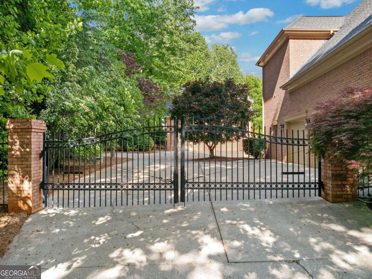 515 Burgess Trail Milton - 13