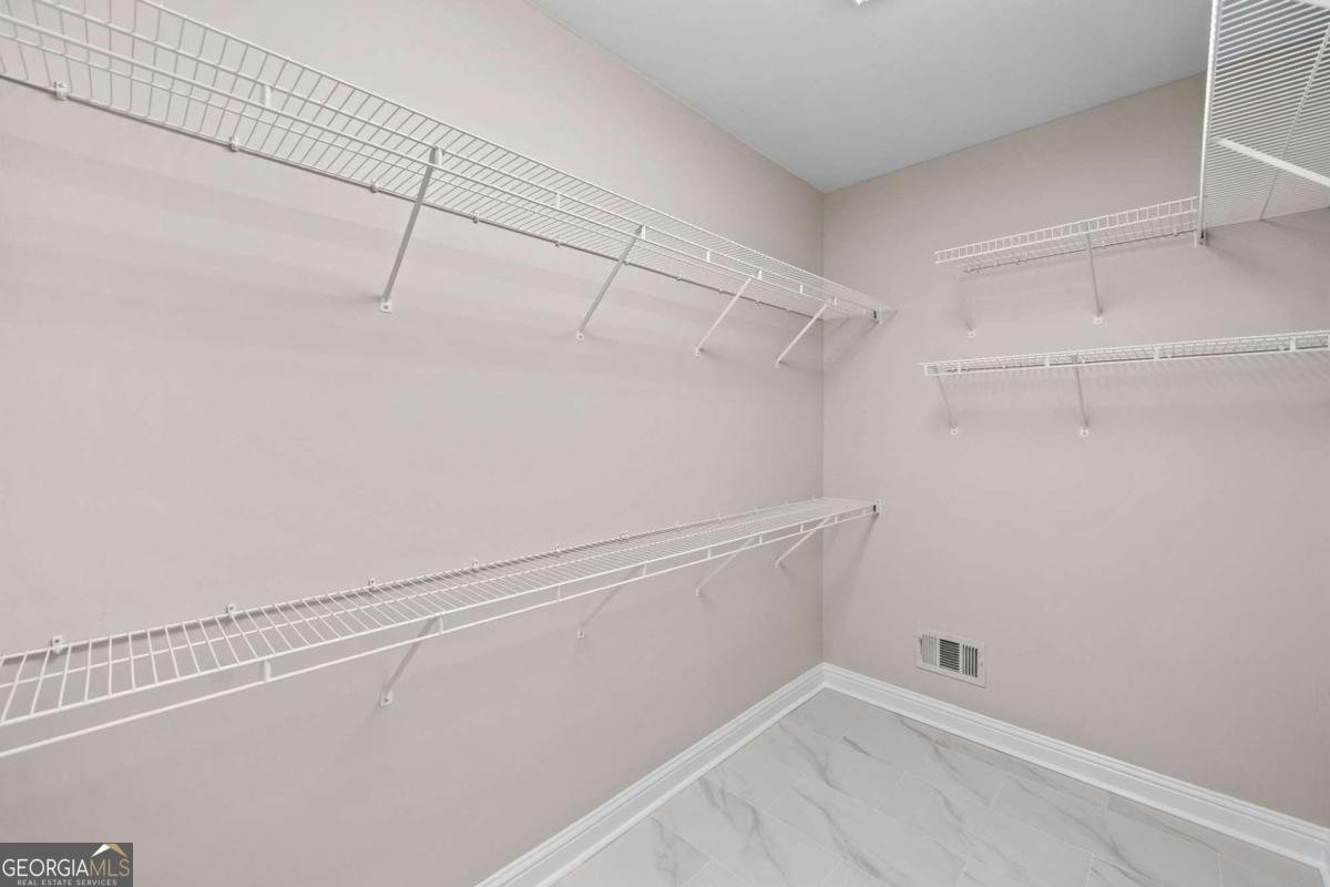 515 Burgess Trail Milton - 34