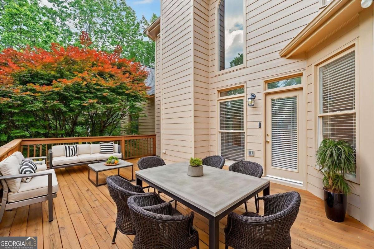 515 Burgess Trail Milton - 40