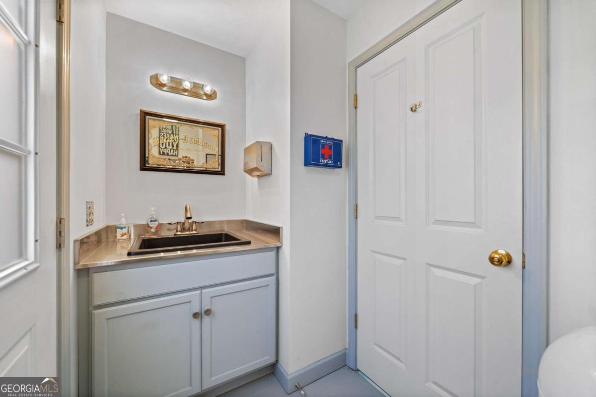 515 Burgess Trail Milton - 70