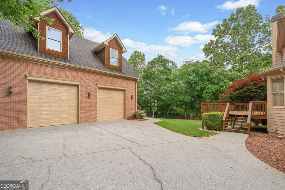 515 Burgess Trail Milton - 81