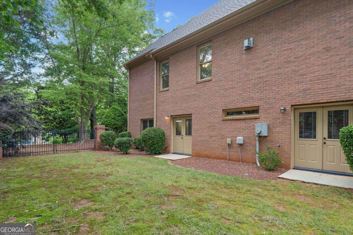 515 Burgess Trail Milton - 84