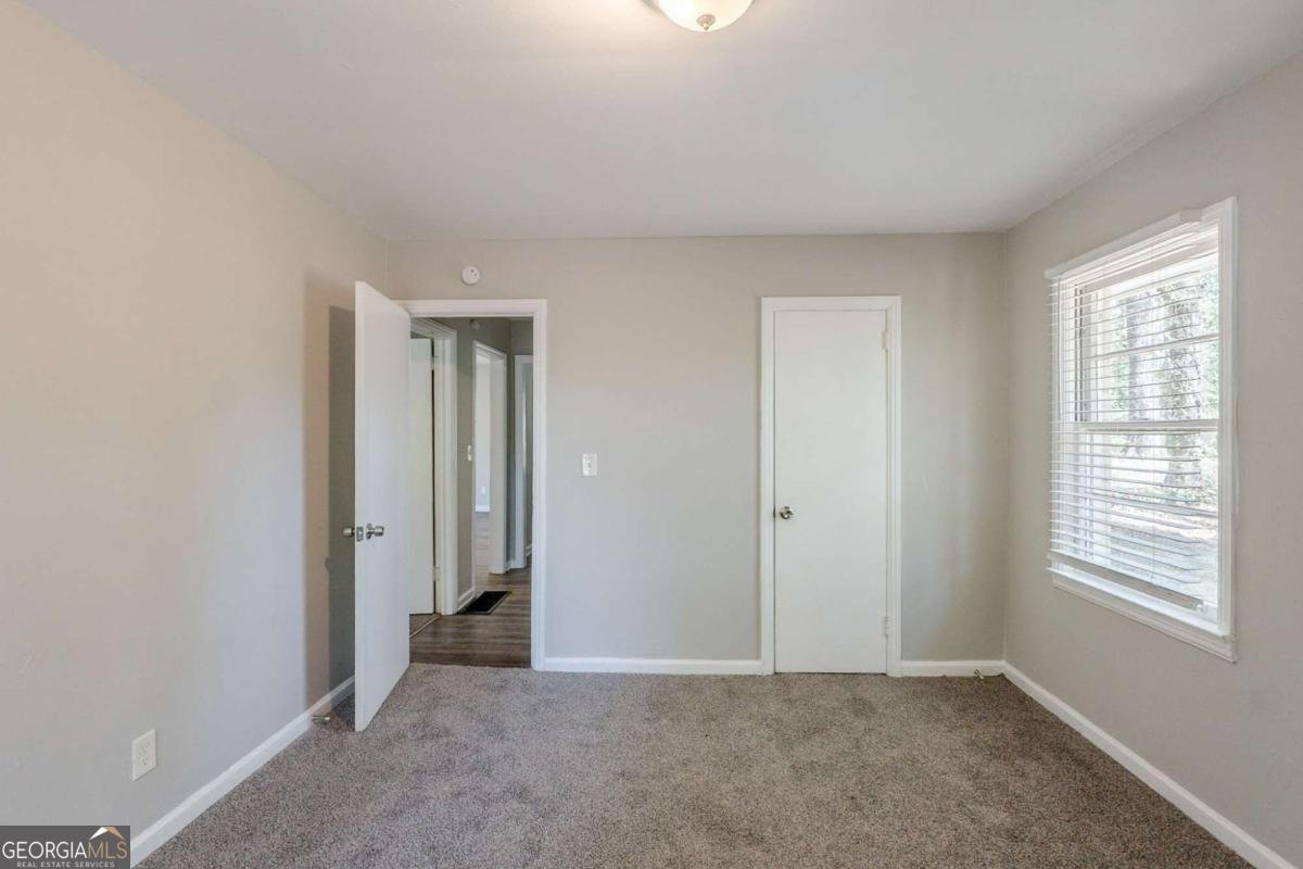2240 Polar Rock Avenue Atlanta - 10