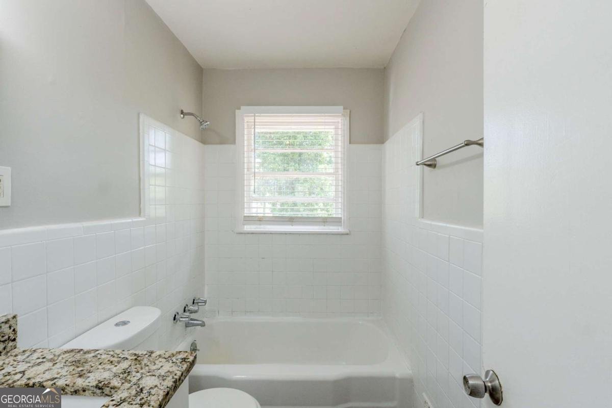 2240 Polar Rock Avenue Atlanta - 8