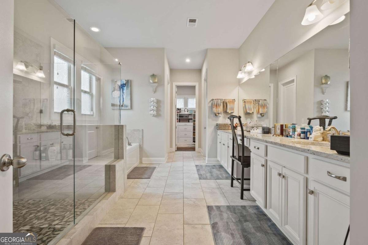 170 Oakleigh Manor Drive Fayetteville - 23