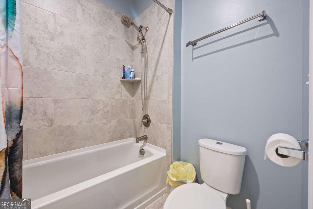 170 Oakleigh Manor Drive Fayetteville - 33