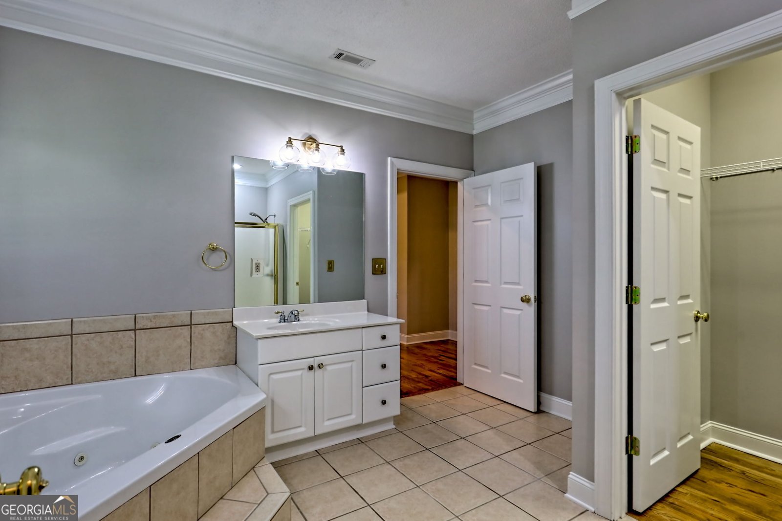 112 Glen Eagle Court Clayton - 36