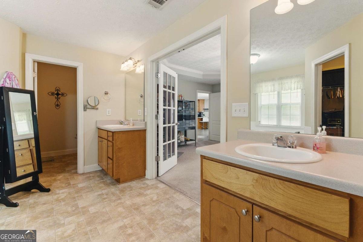 418 Whisper Wood Way Locust Grove - 17