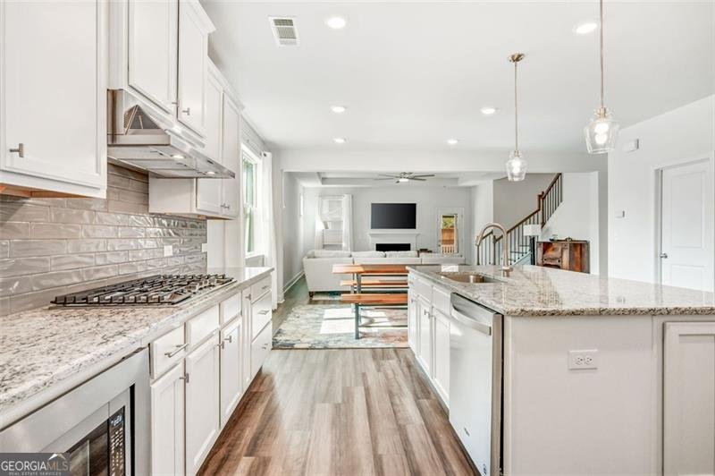 1809 HANWOO Lane Powder Springs - 21