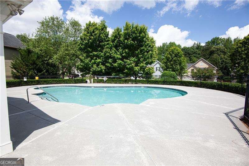 4271 HAYWATER Cove Buford - 38