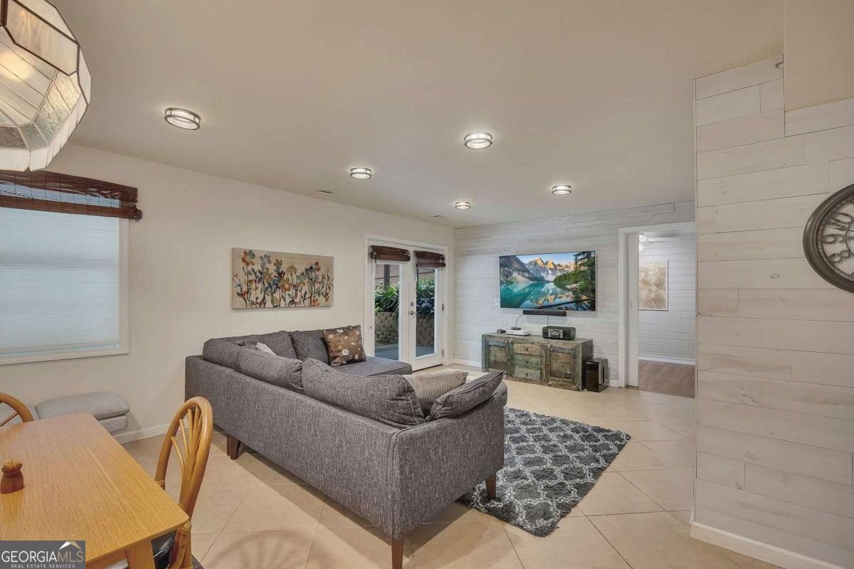 139 Lake Reserve Way Canton - 44