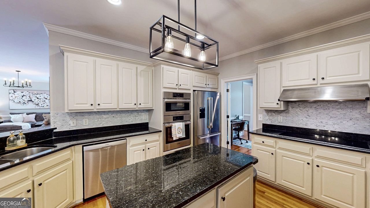 200 Willow Court Alpharetta - 11