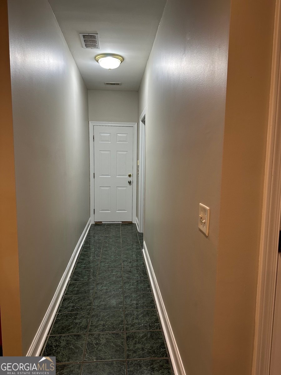 5618 Highway 212 Covington - 11