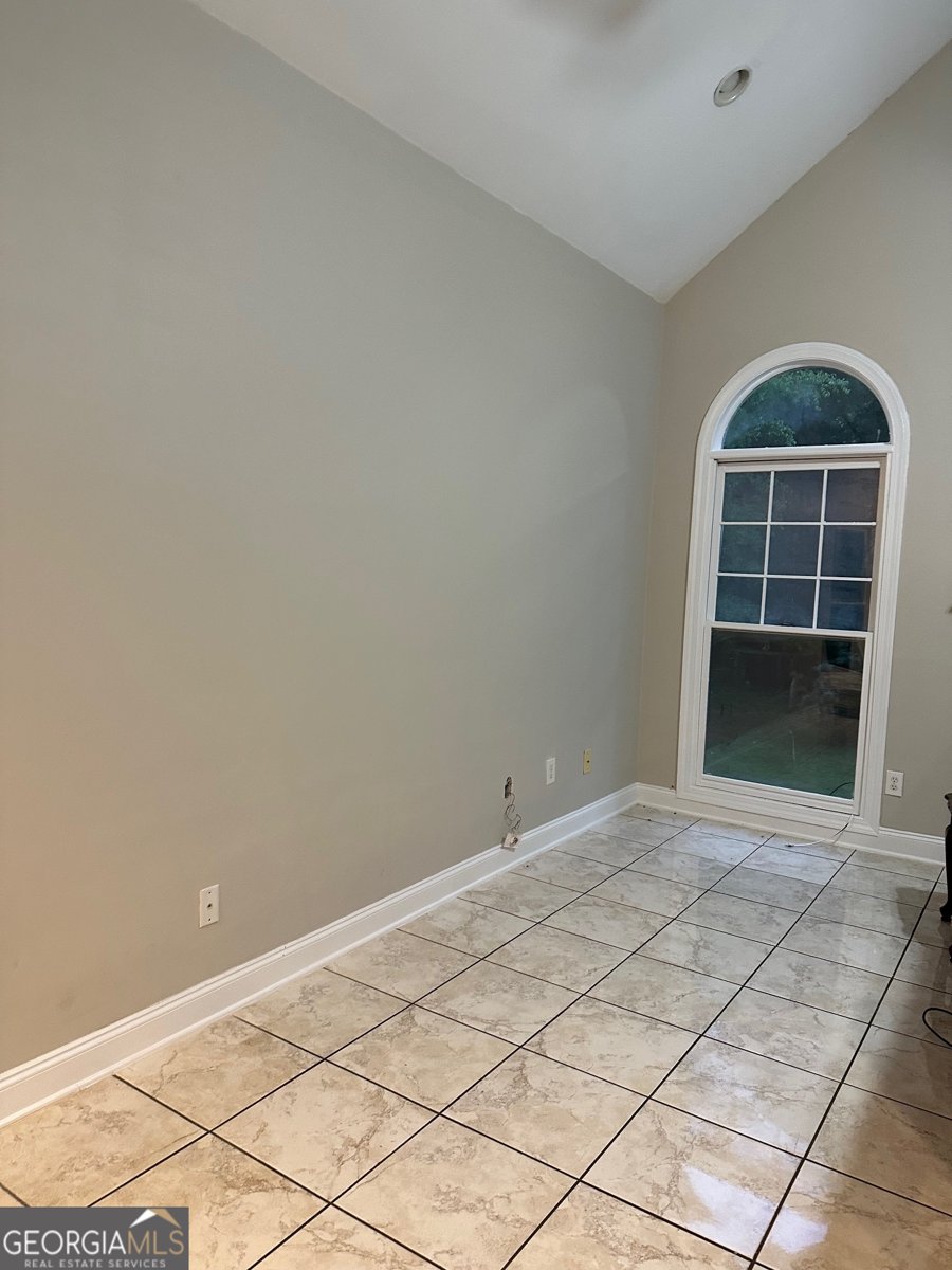 5618 Highway 212 Covington - 8