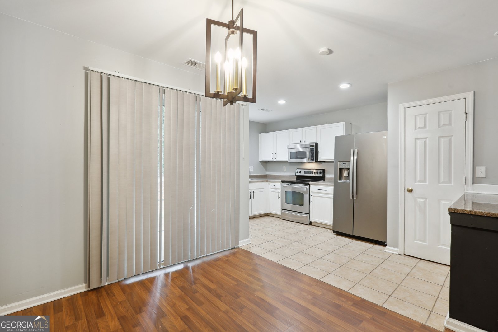 1823 Devon Drive Atlanta - 9