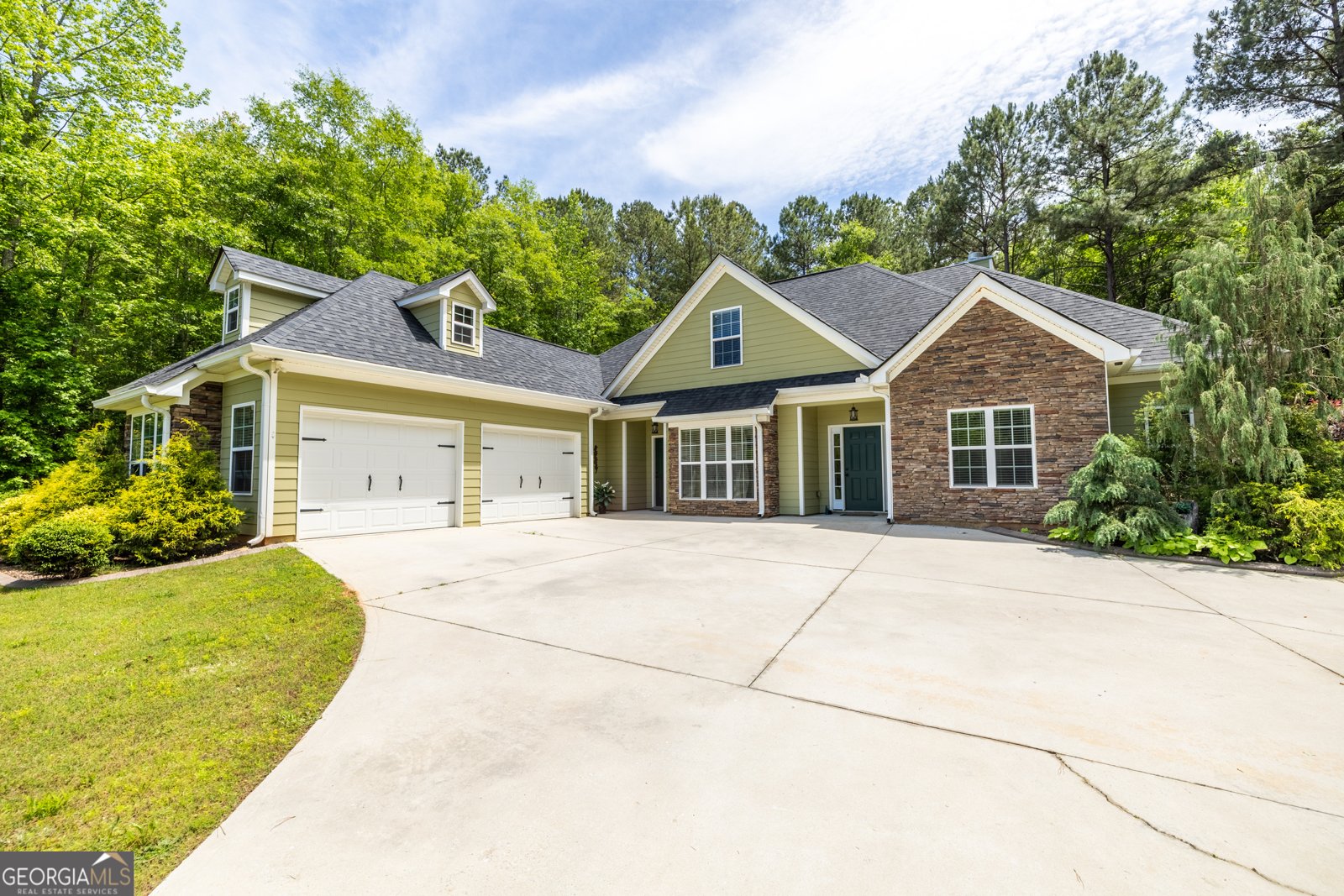 192 Ridgeview Drive Newnan - 1