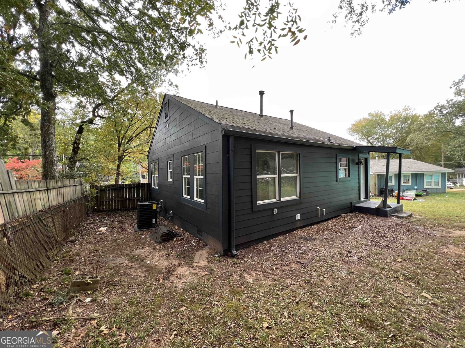 1891 Connally Drive East Point - 3