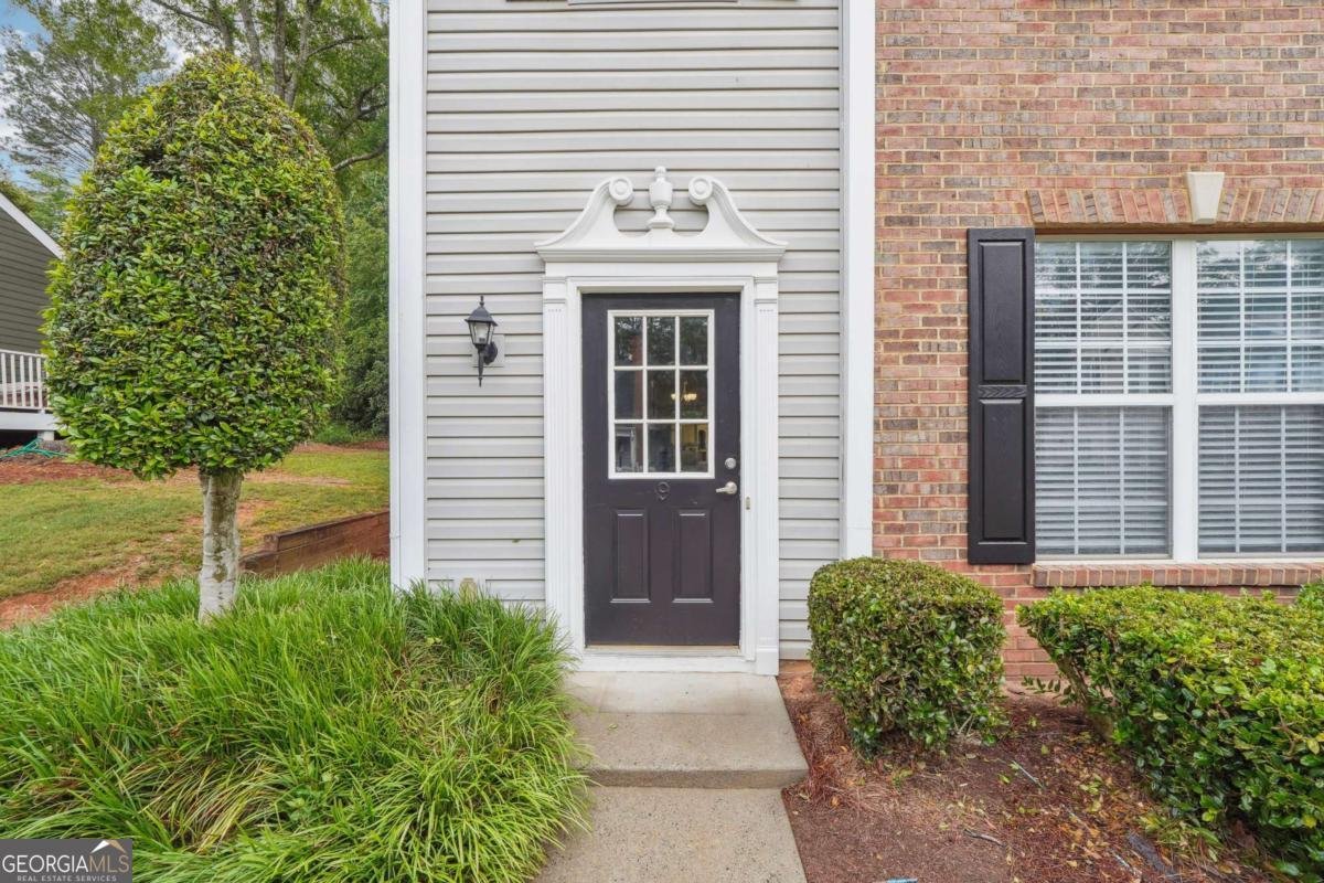 9165 Nesbit Ferry Road Alpharetta - 2