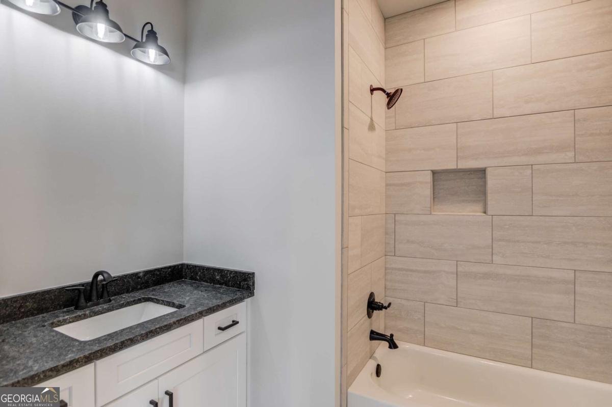 2795 Roller Mill Drive Jefferson - 43