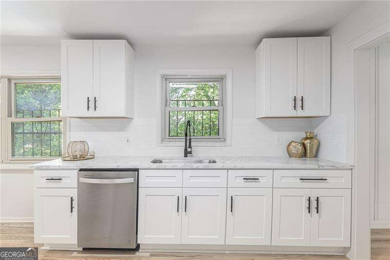 201 Simon Terrace Atlanta - 9