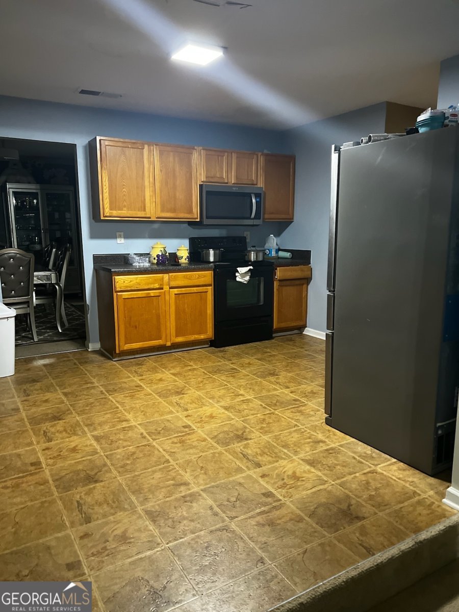 10937 Southwood Drive Hampton - 30