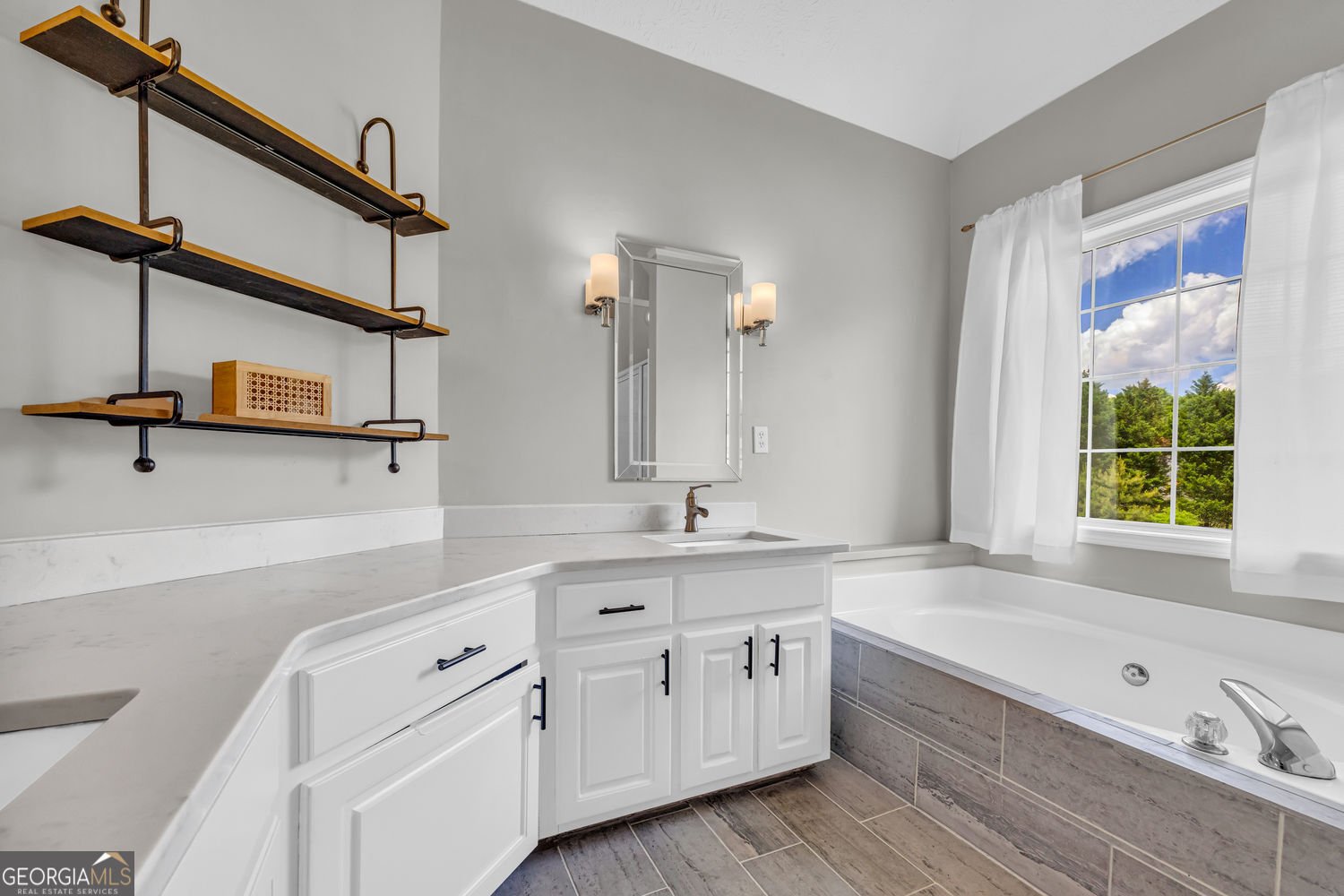 3135 Castlewood Drive Loganville - 64