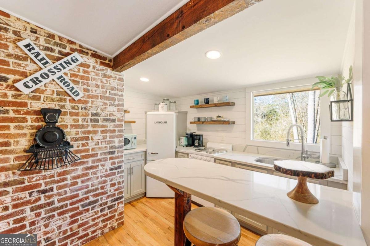 527 Main Street Suwanee - 48