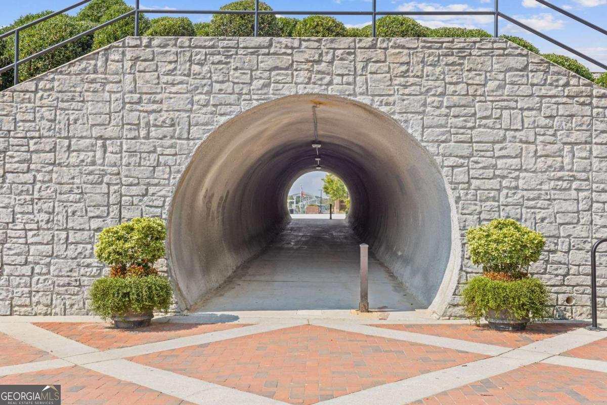 527 Main Street Suwanee - 69