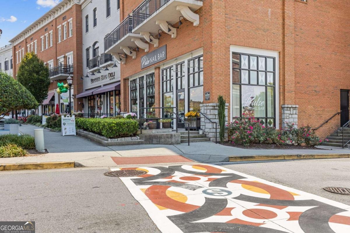 527 Main Street Suwanee - 71