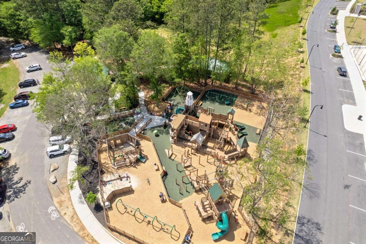 527 Main Street Suwanee - 75