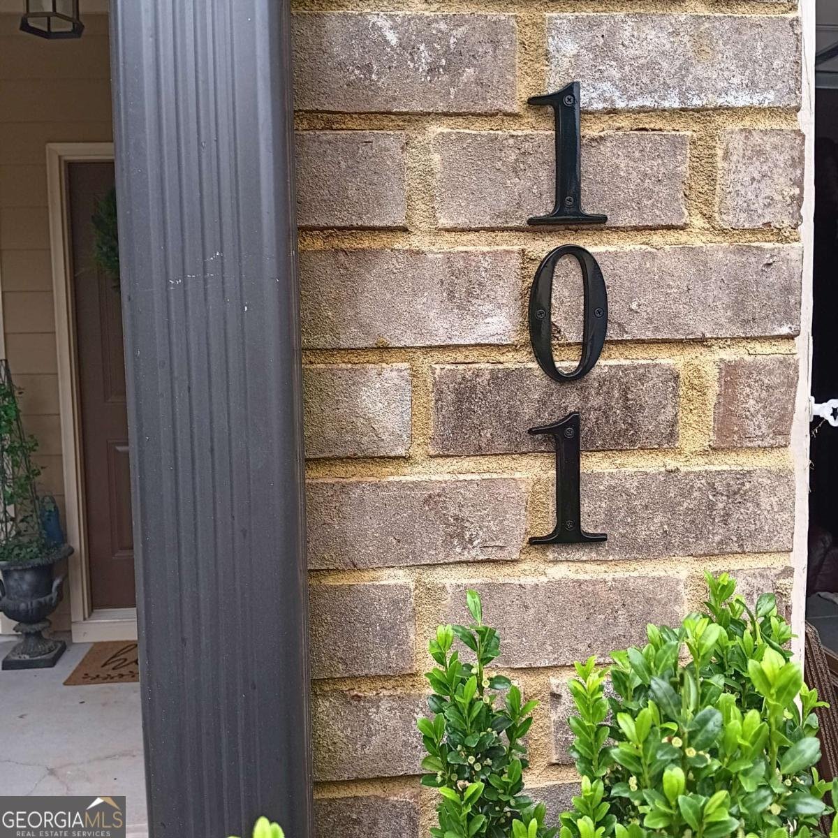 101 Dewey Road Lilburn - 2