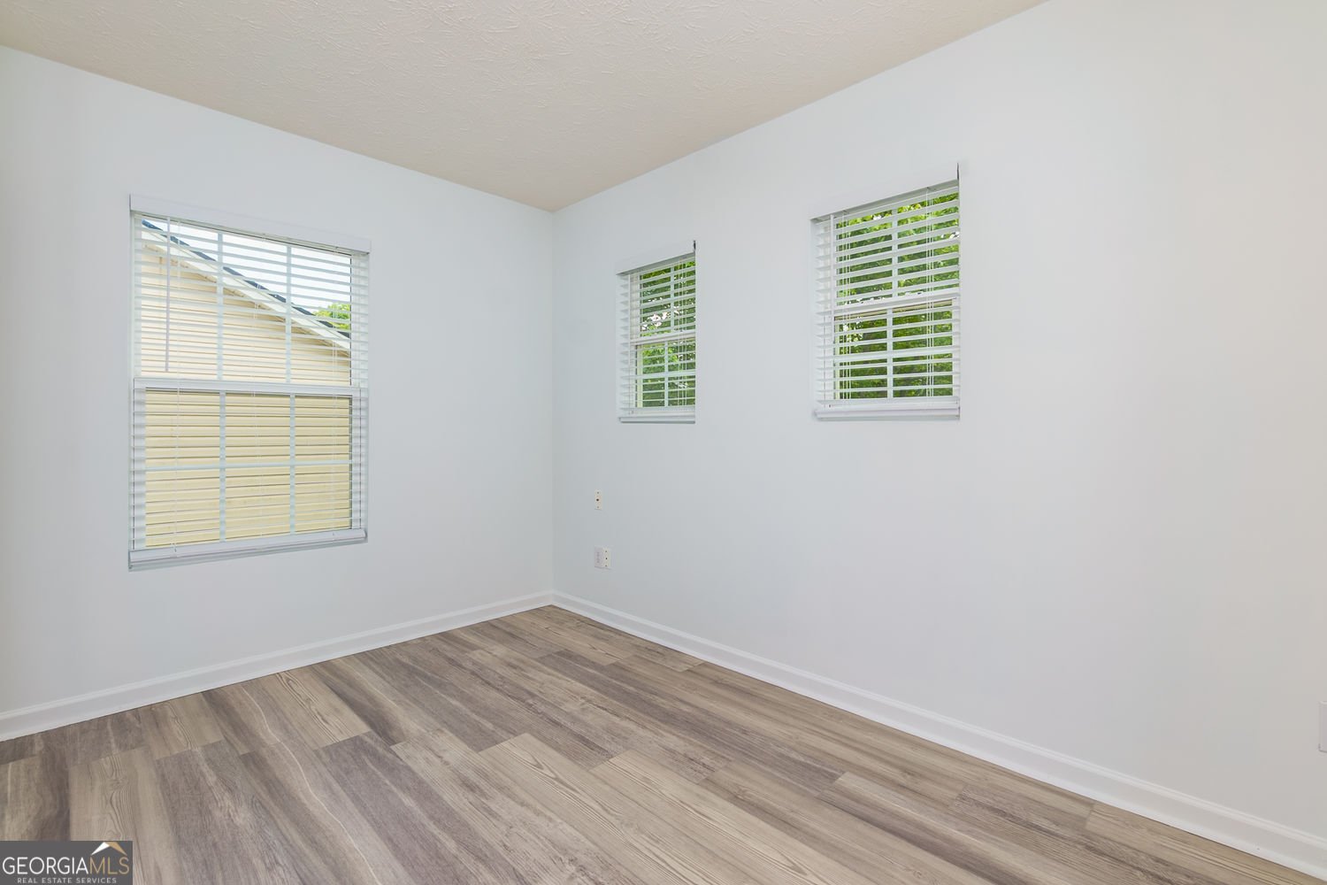 301 Silver Spring Street Dallas - 22