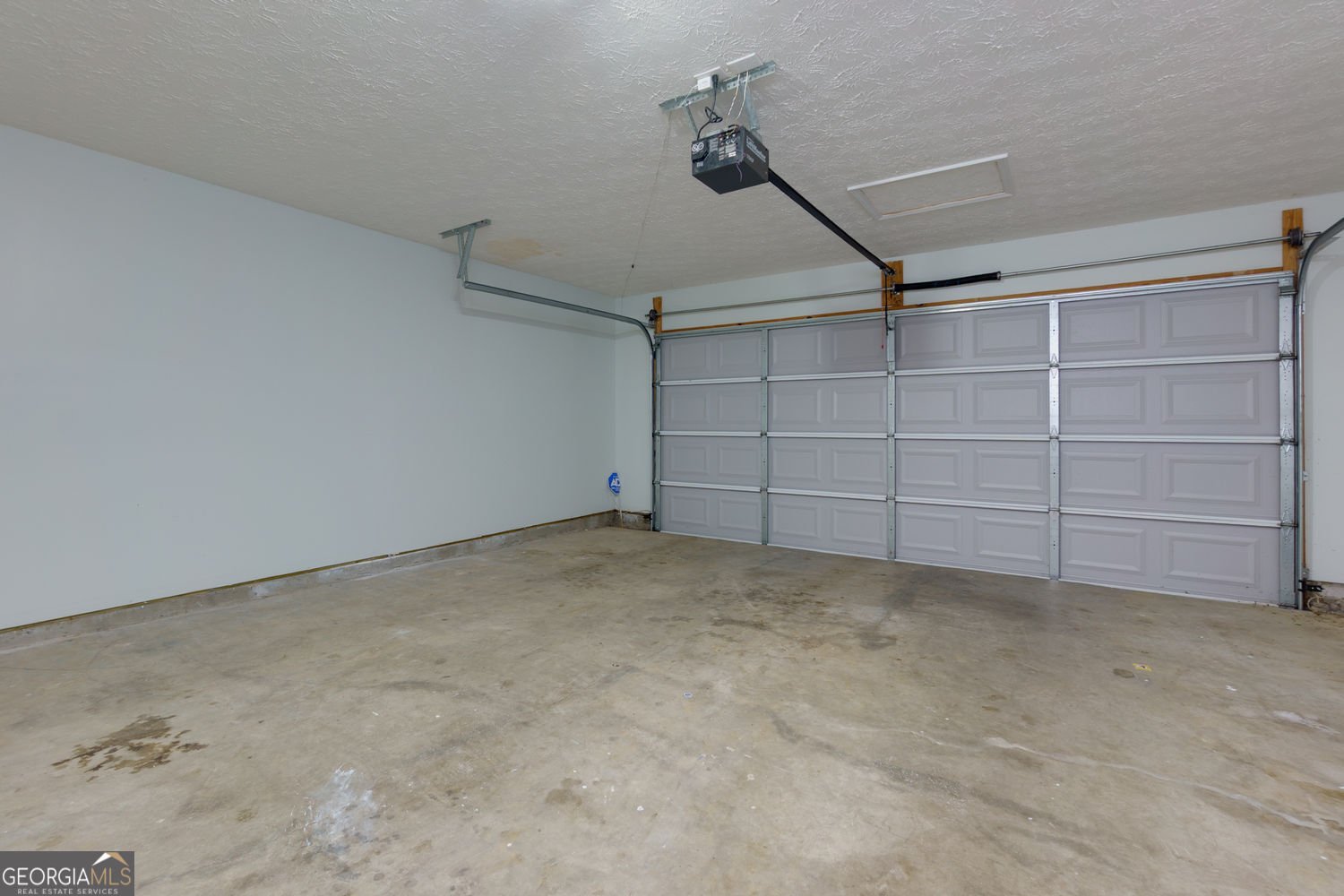 301 Silver Spring Street Dallas - 26